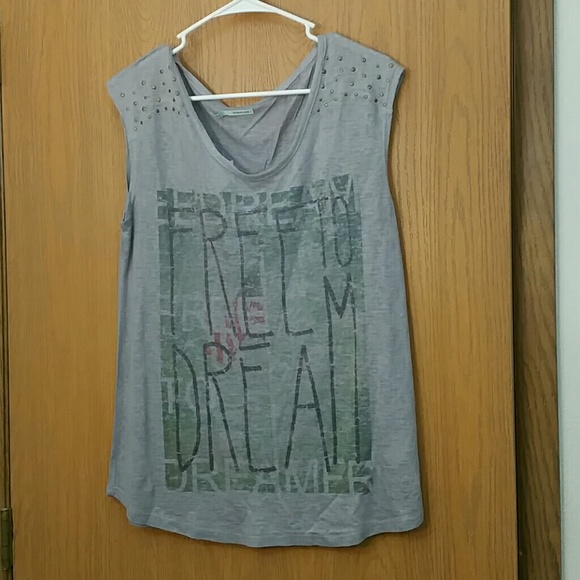 Maurices Tops - 💙Free to Dream Tank Top💙